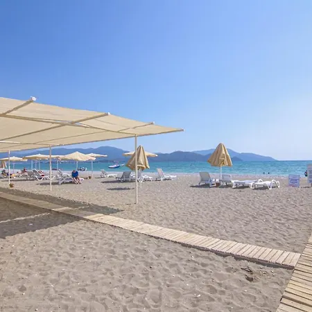 Sunset Beach Club Aqualettings Mermaid 7 *